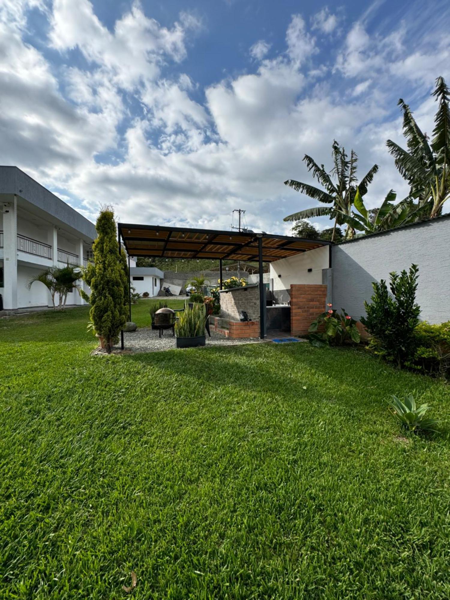 Finca Hotel Nuevo Futuro Сиркасия Экстерьер фото