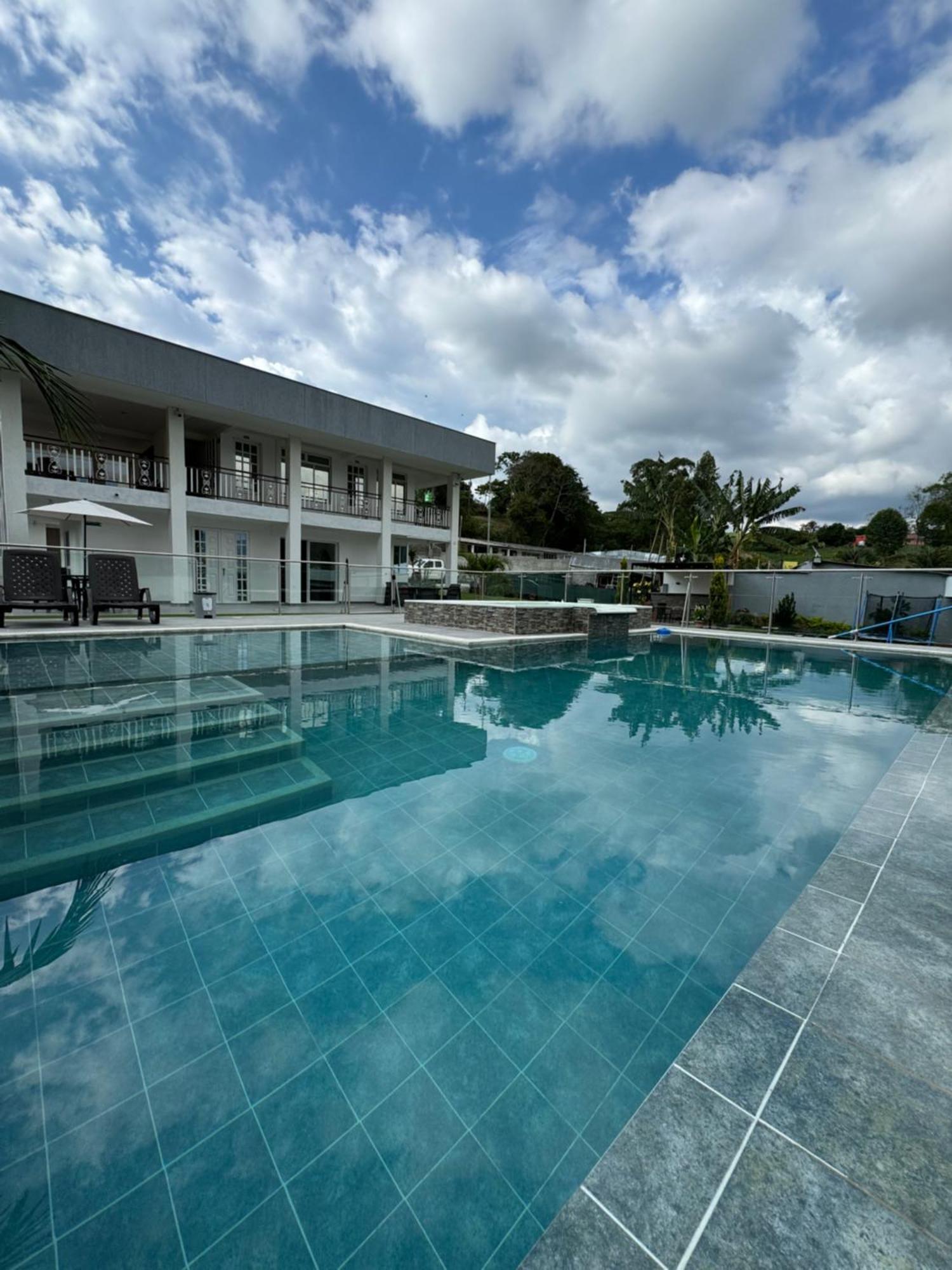 Finca Hotel Nuevo Futuro Сиркасия Экстерьер фото
